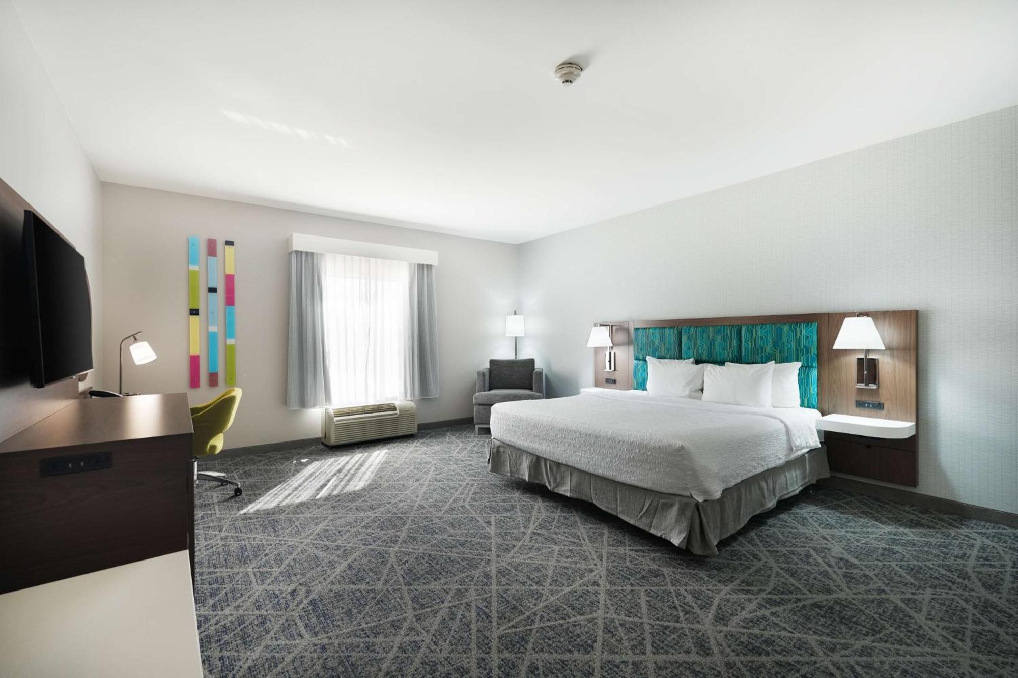 Hampton Inn And Suites Tulsa Central Экстерьер фото